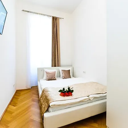 Galerie 18 Apartment *