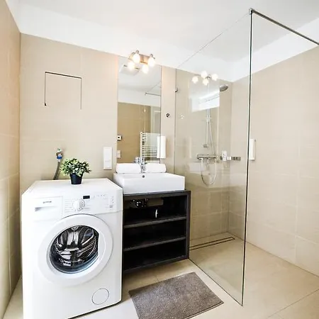 Galerie 18 Apartment *