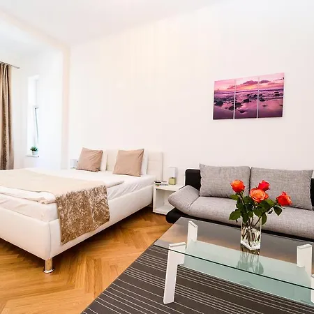 Galerie 18 Apartment *