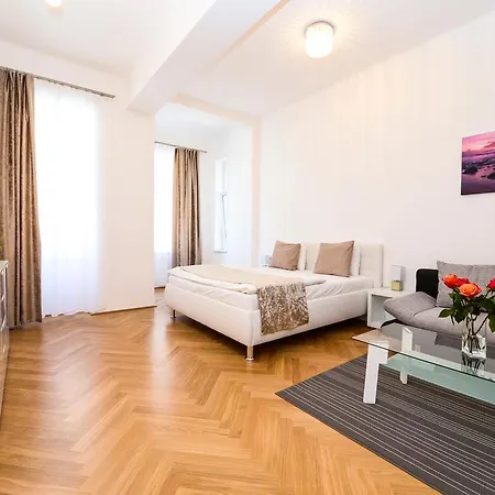 Galerie 18 Apartment *