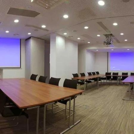 公寓式酒店 嗨莱特套房酒店 维也纳