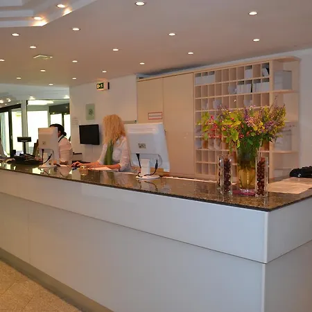 Lenas West Hotell Wien