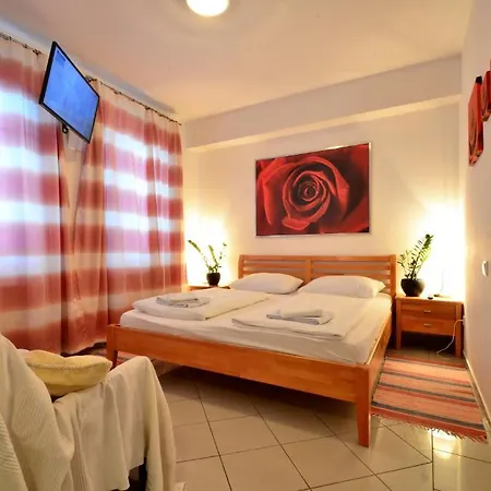 Ajo Garden - Contactless Check-in Apartment *