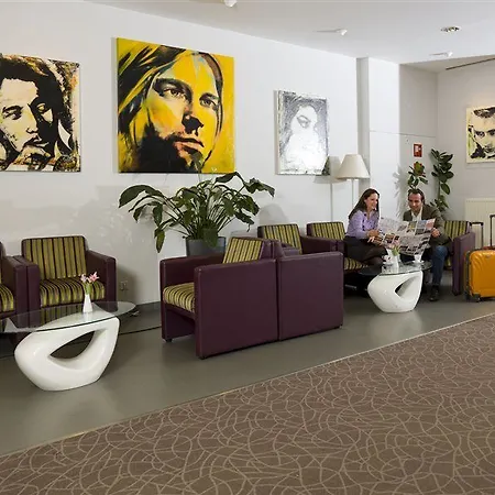 Arion Cityhotel & 24hours-apartment Ξενοδοχείο 4*