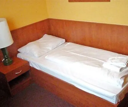 Hotel In Hernals 2*