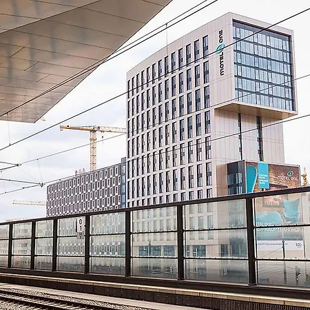 One Wien-hauptbahnhof Wenen
