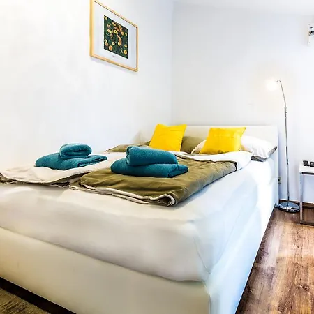 & Business 1120 Apartment Wien