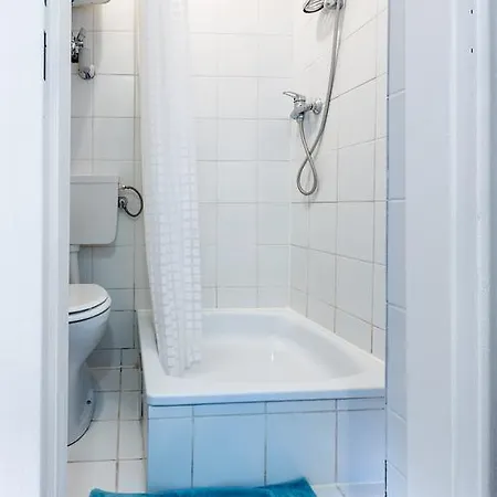 & Business 1120 Wien