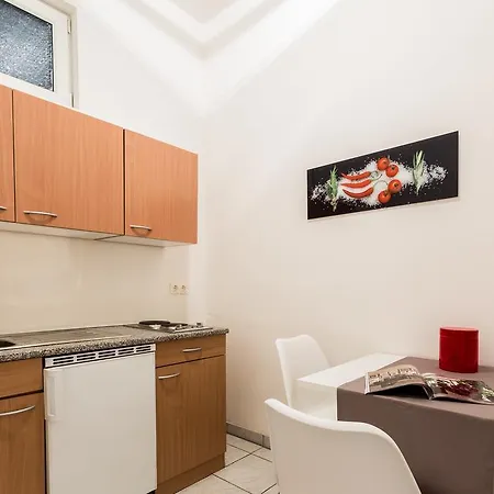 Apartment & Business 1120
