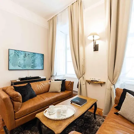 Elegant Apartment Vienna