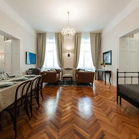 Apartment Elegant