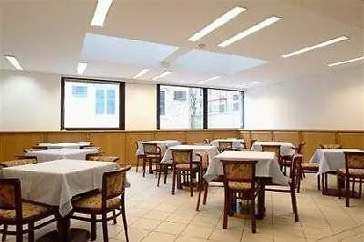 Hotel Geblergasse 3*