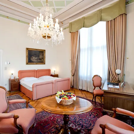 Regina Hotel
