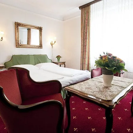 Suzanne 3* Wien
