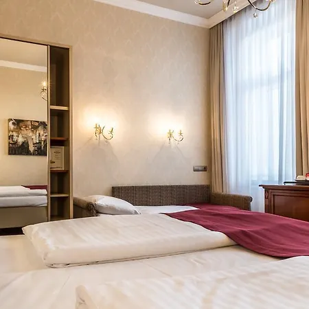 Hotel Fuerst Metternich 3*