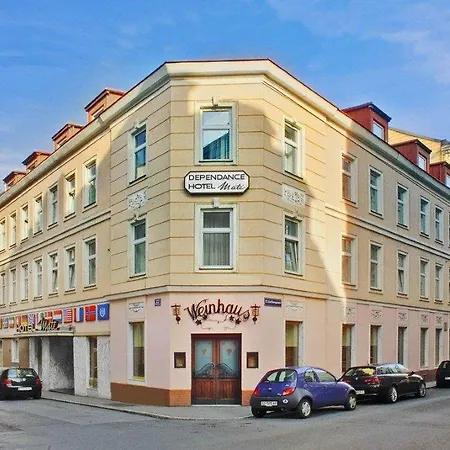 Отель Mate Dependance 3*