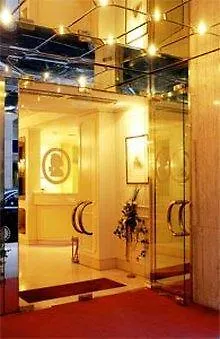 Elaya City Center 4*