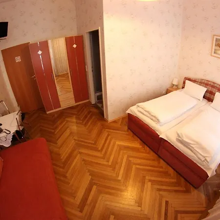 Arpi 3* Vienna
