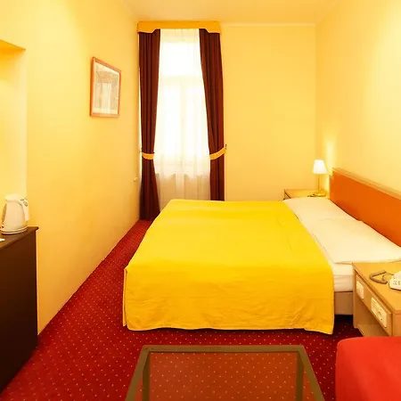 Hotel Westbahn 3*