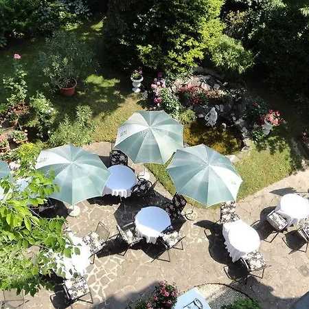 Park Hotel