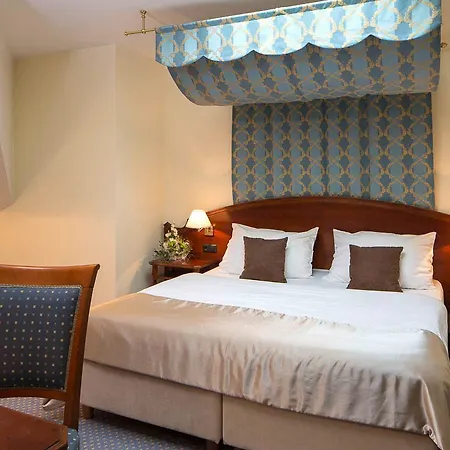 Hotel Austria Trend Schloss Wilhelminenberg 4*