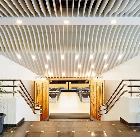 Europahaus 2*