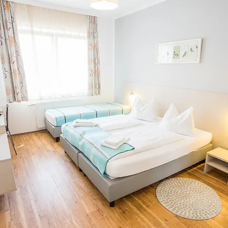 Мотель Motel22 Parkplatz Inklusive Вена