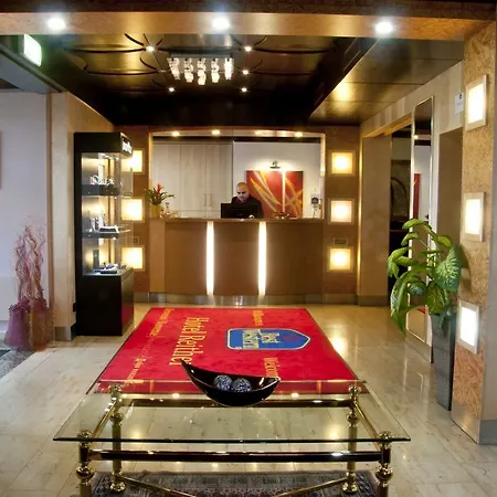 Lenas Hotel 3*