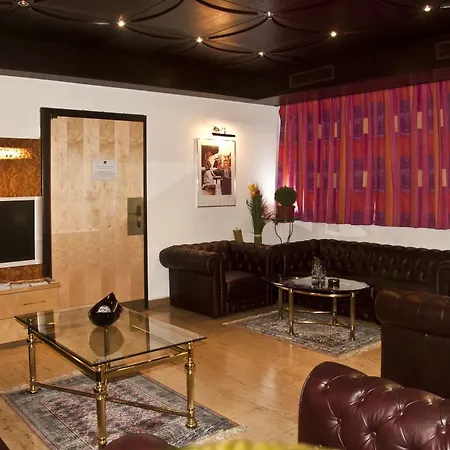 Lenas Hotel