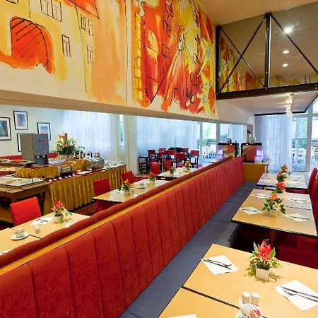 Hotel Boltzmann