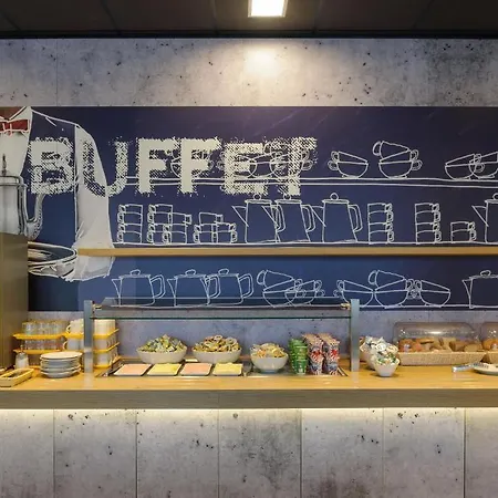 Ibis Budget Sankt Marx 2*