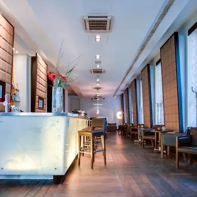 Hotel Radisson Blu Style Hotel, 4*