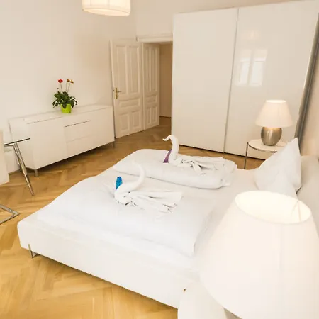 Executive Suites Margareten By Welcome2Vienna Apartment