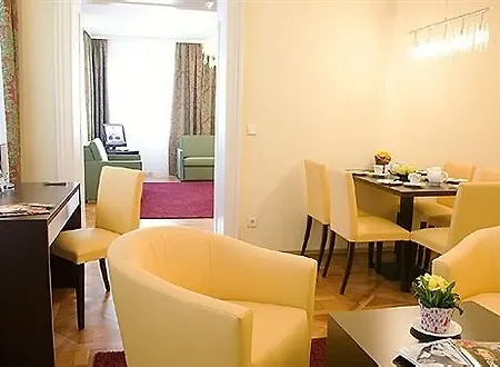 Serviced Josefstadt Apartment