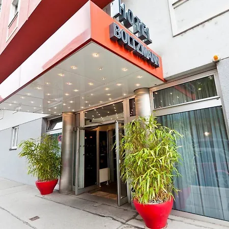 Hotel Boltzmann