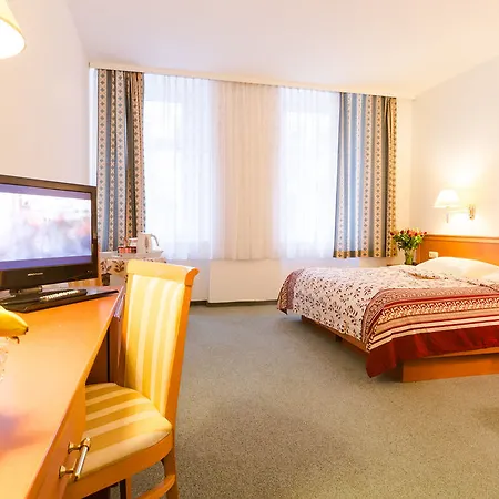 Hotel Schani Salon 4*