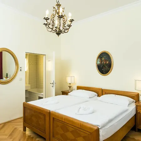 Graben Hotel 4*