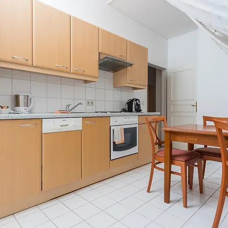 Aldano Aparthotel 3*