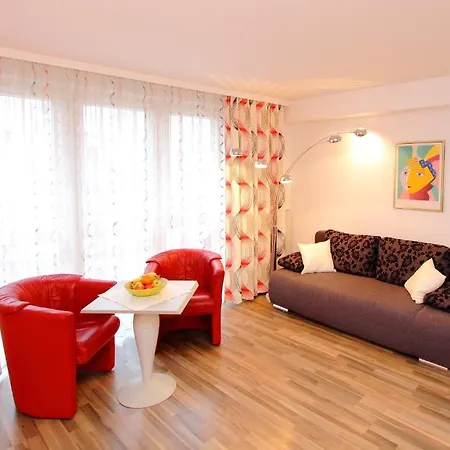Checkvienna - Apartment *