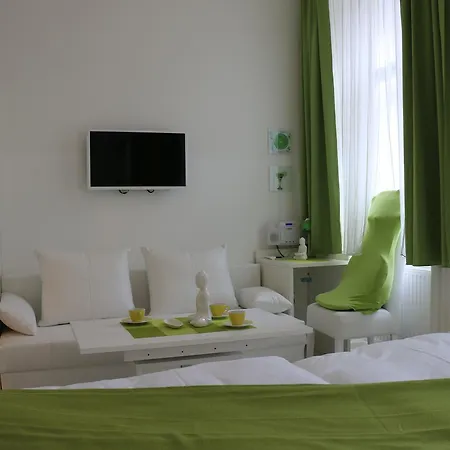 Ch-hotel Luka 2*
