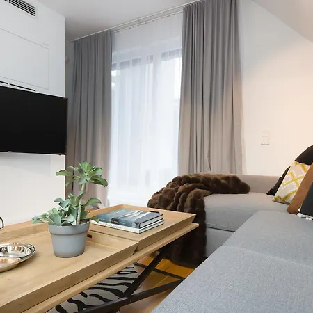 Rafael Kaiser - Premium Centre - Contactless 24h Check-in Apartment