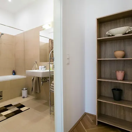 The Barts Apartments - Self Check-In * Vienna
