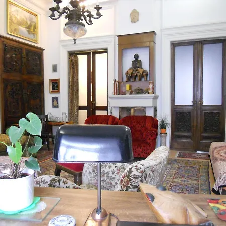 Exclusive In The City Centre Of Guest house