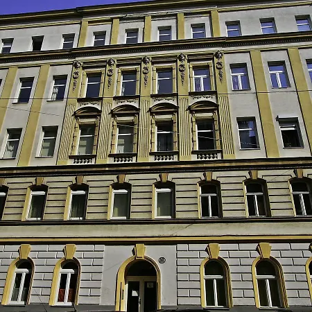 Am Hundsturm Apartment *