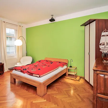 Am Hundsturm Apartment