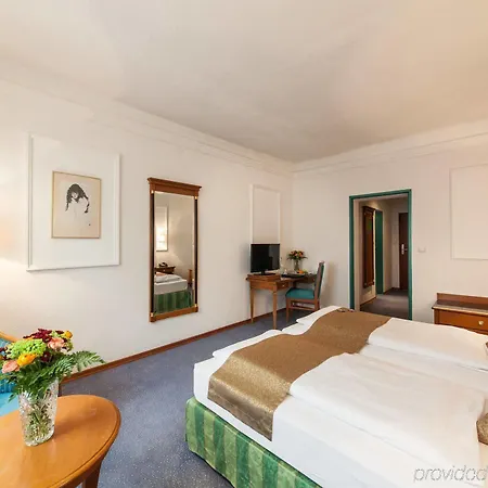 Hotel Novum Cristall Messe