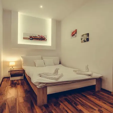 Aurellia Serviced Apartments Apartment