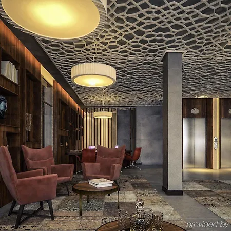 Hotel Mercure Raphael 4*