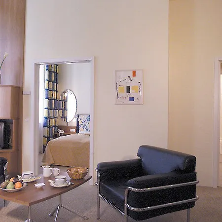 Hilight Suite Hotel