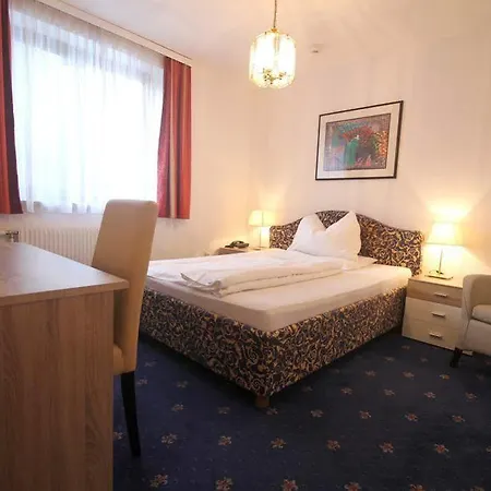 Altmann Hotel 3*